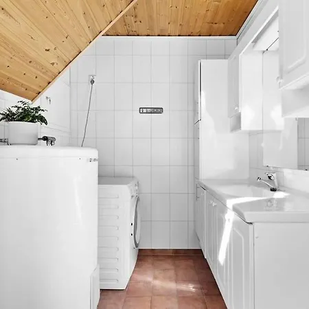 Loftsleilighet Med Sjoutsikt * Florø